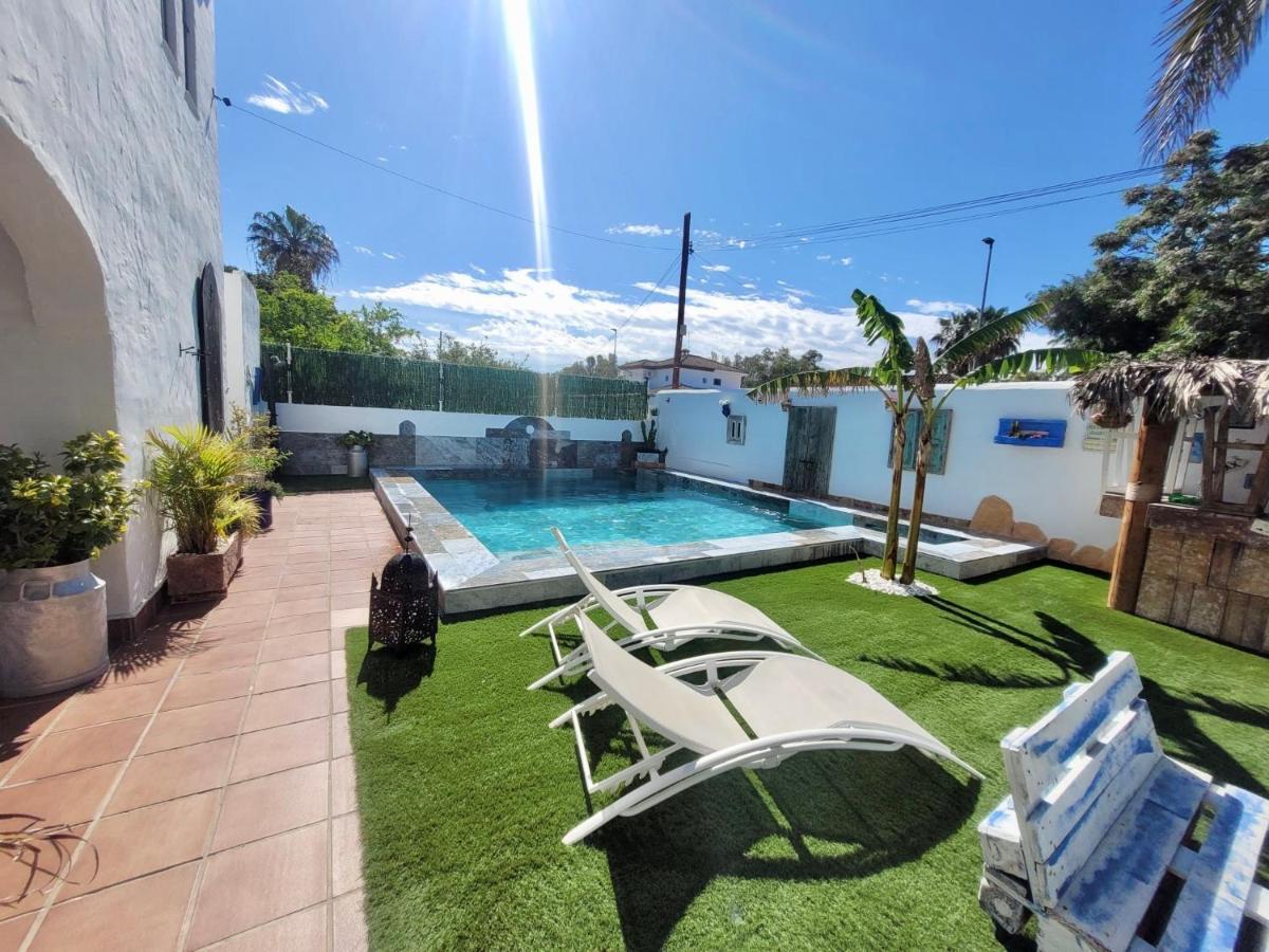 Gatu Premium Villa Lurberri Piscina Privada, 4 Dormitorios, 2 Banos, Parking , Jardines, " Preferente Mayores De 25 Anos Y Familias " In Y Barbacoa 치클라나 데 라 프론테라 외부 사진